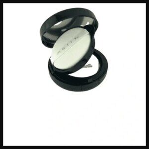 Mally Flawless Finish Transforming Effect Foundation Light NWOB